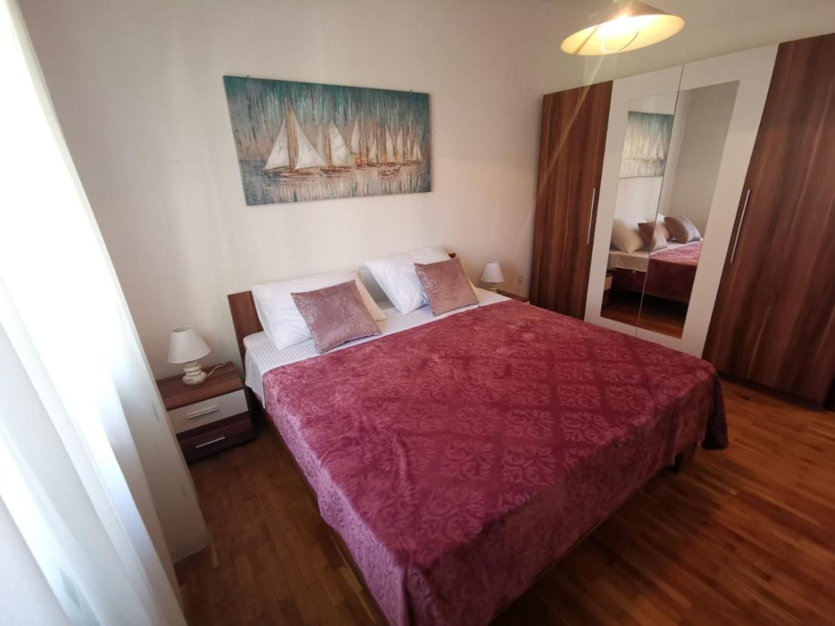 Apartments Mila คาชเตลา ภายนอก รูปภาพ
