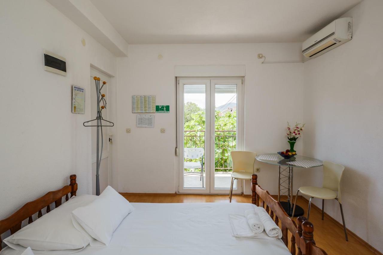 Apartments Mila คาชเตลา ภายนอก รูปภาพ