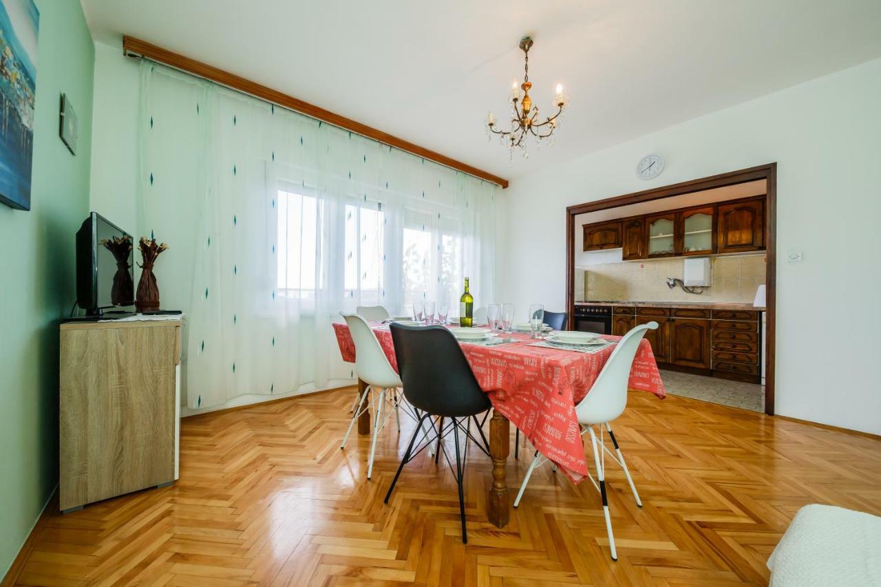 Apartments Mila คาชเตลา ภายนอก รูปภาพ